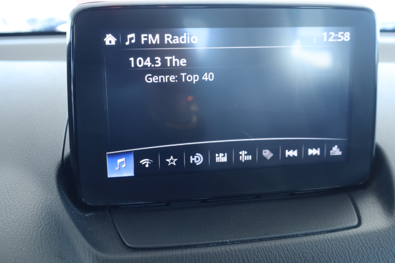 Toyota Yaris Hatchback LE Auto (Natl) 2020