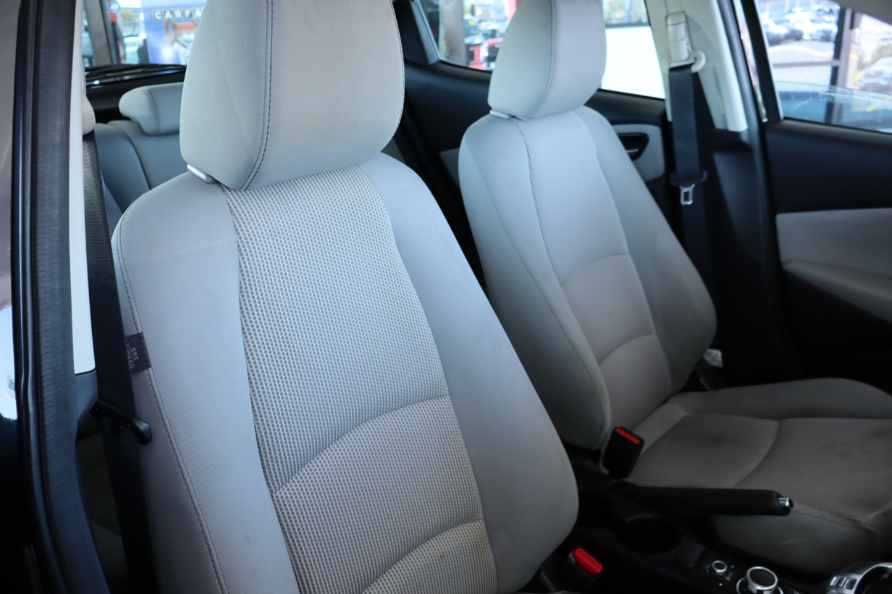 Toyota Yaris Hatchback LE Auto (Natl) 2020