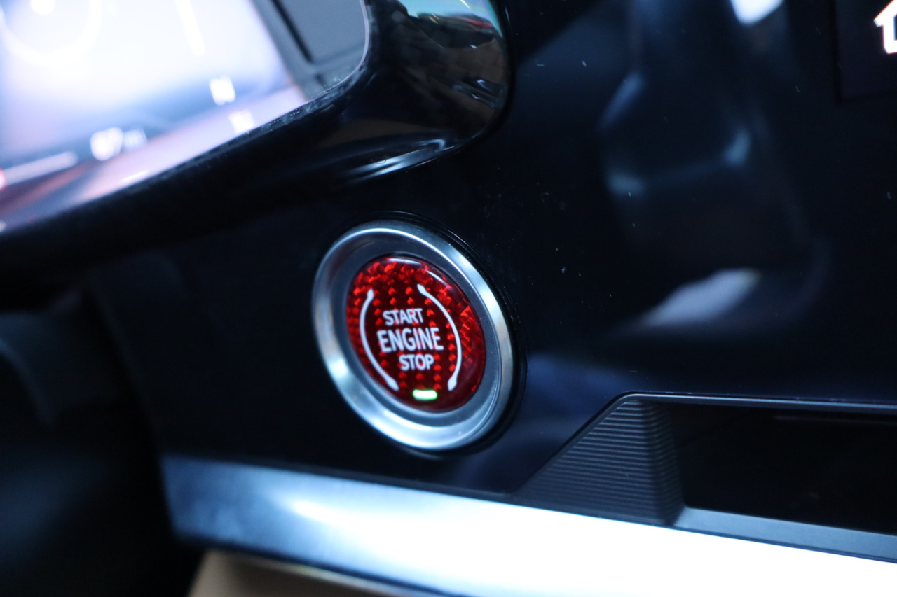 Chevrolet Corvette 2dr Stingray Cpe w/3LT 2022