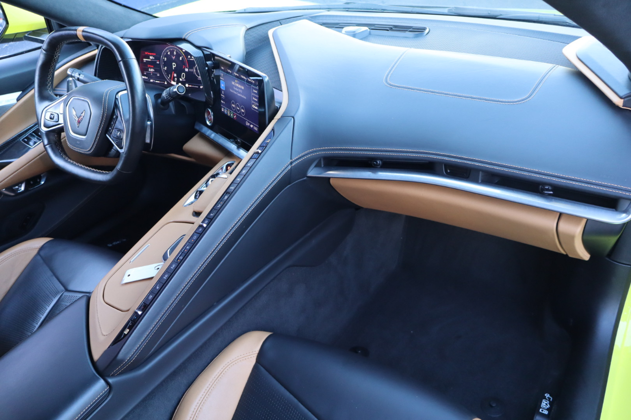 Chevrolet Corvette 2dr Stingray Cpe w/3LT 2022