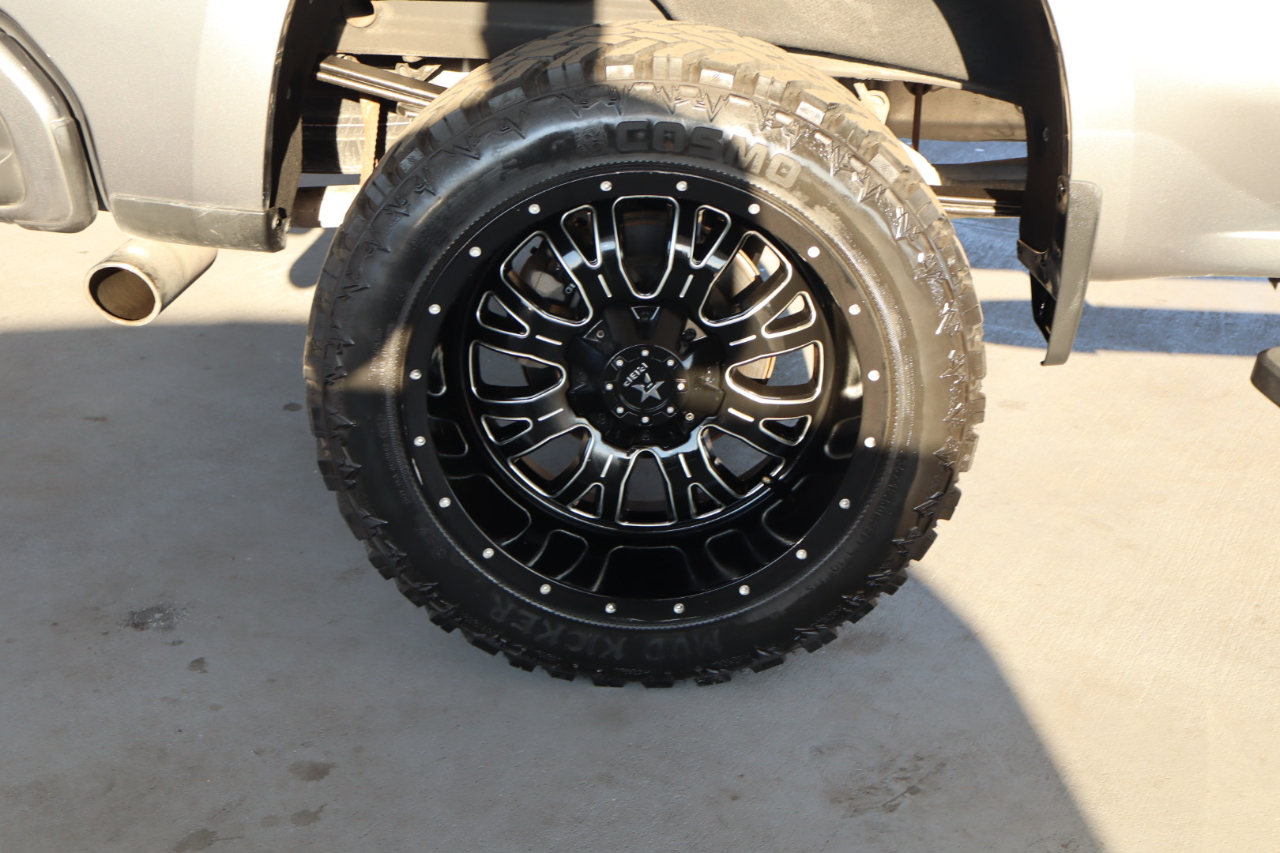 Chevrolet Silverado 1500 4WD Crew Cab 147" RST 2020