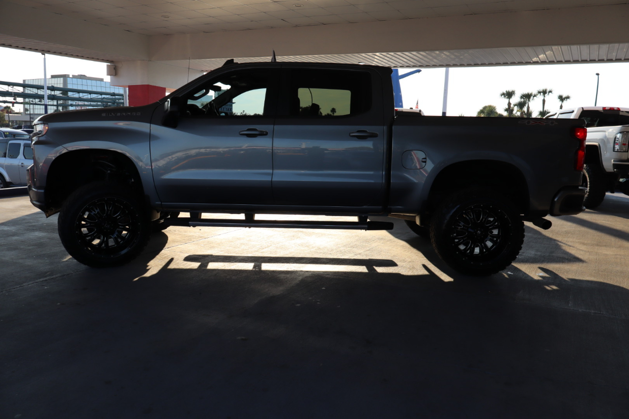 Chevrolet Silverado 1500 4WD Crew Cab 147" RST 2020