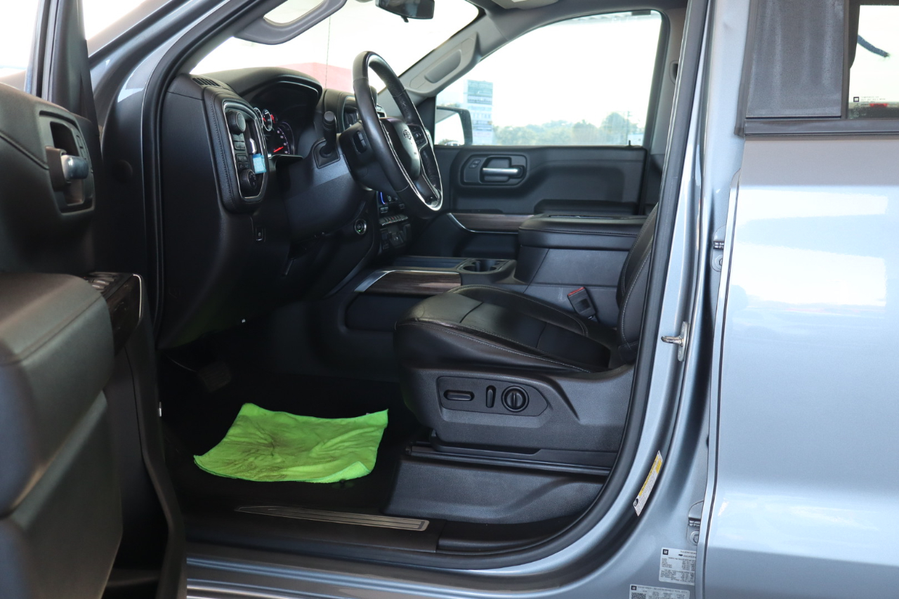 Chevrolet Silverado 1500 4WD Crew Cab 147" RST 2020