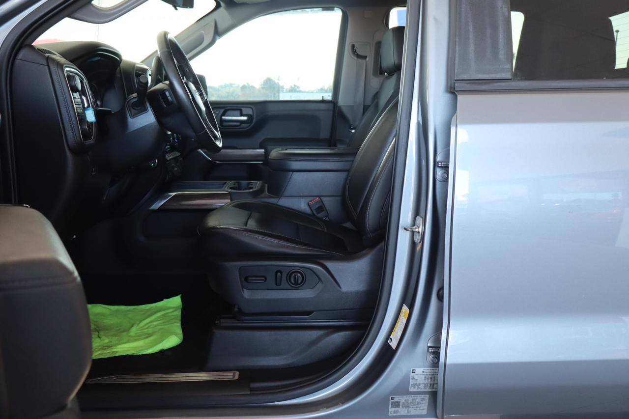 Chevrolet Silverado 1500 4WD Crew Cab 147" RST 2020