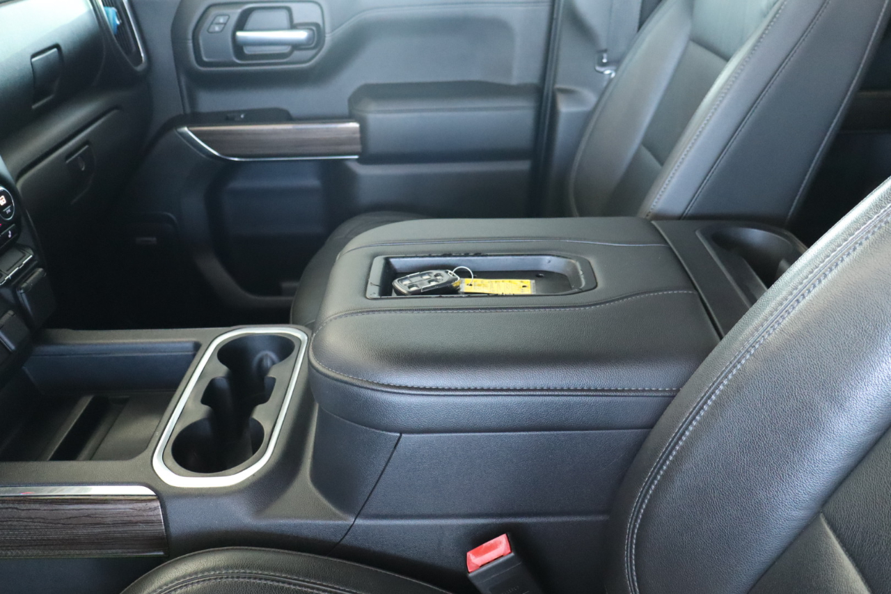 Chevrolet Silverado 1500 4WD Crew Cab 147" RST 2020