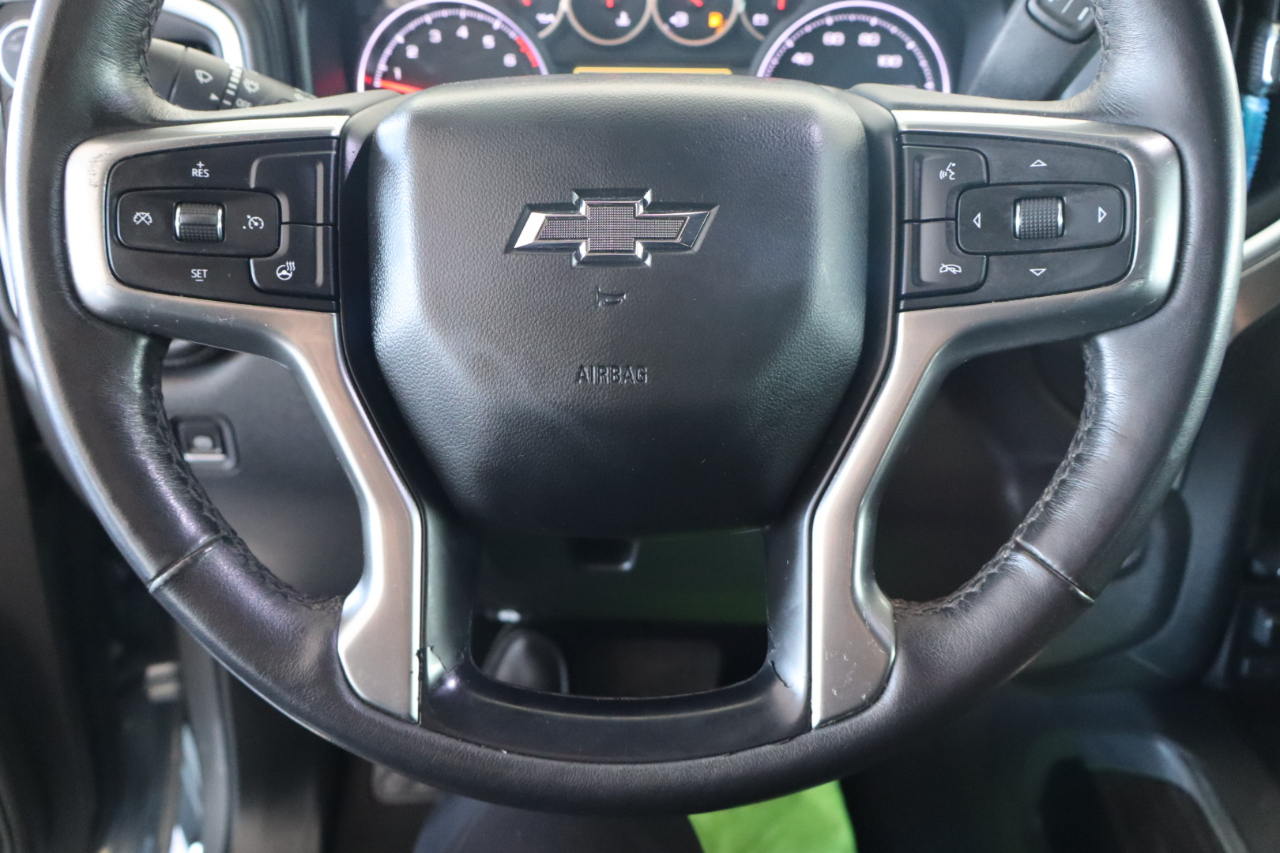 Chevrolet Silverado 1500 4WD Crew Cab 147" RST 2020