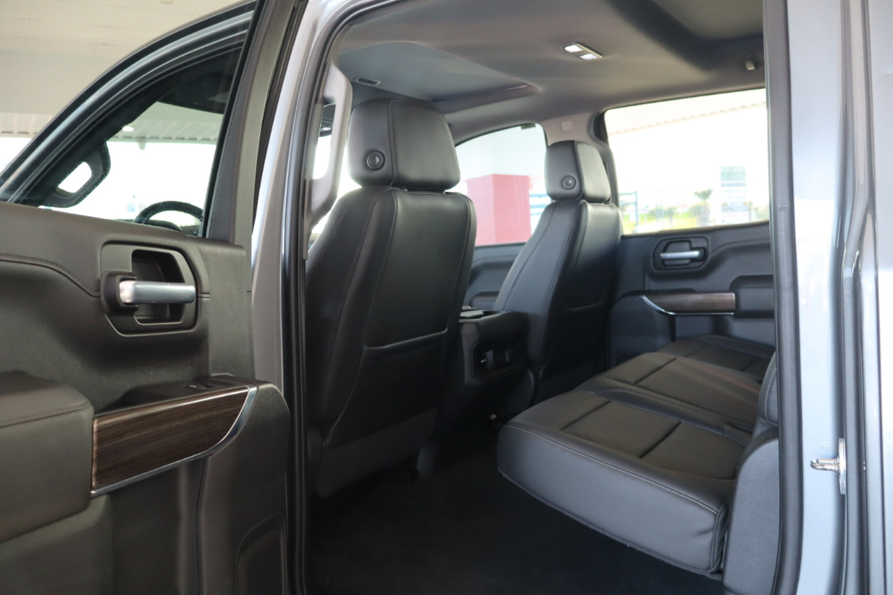 Chevrolet Silverado 1500 4WD Crew Cab 147" RST 2020