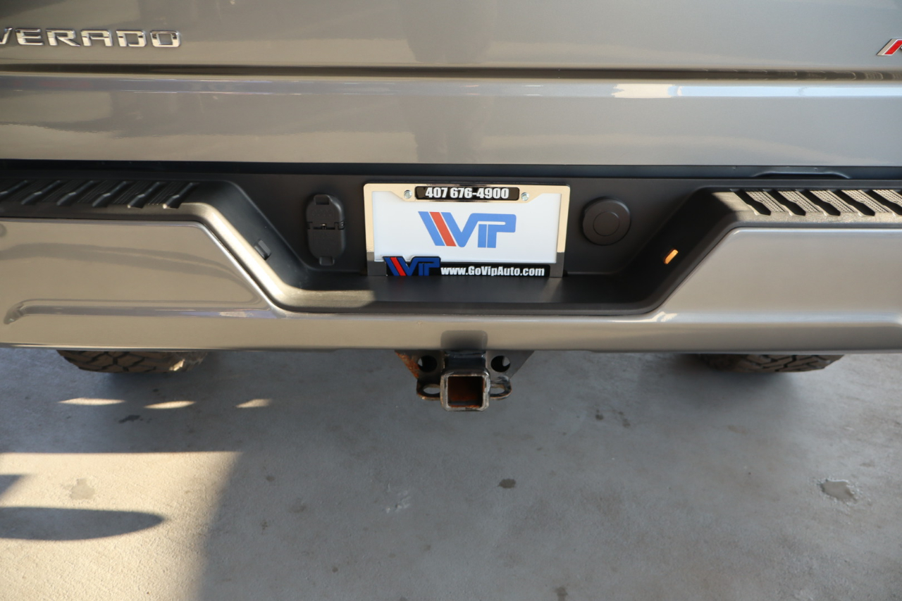 Chevrolet Silverado 1500 4WD Crew Cab 147" RST 2020