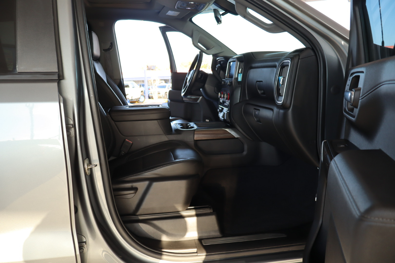 Chevrolet Silverado 1500 4WD Crew Cab 147" RST 2020