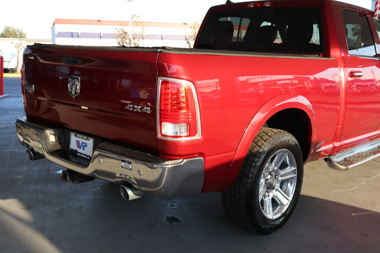 RAM 1500 4WD Crew Cab 149" Laramie Longhorn 2015