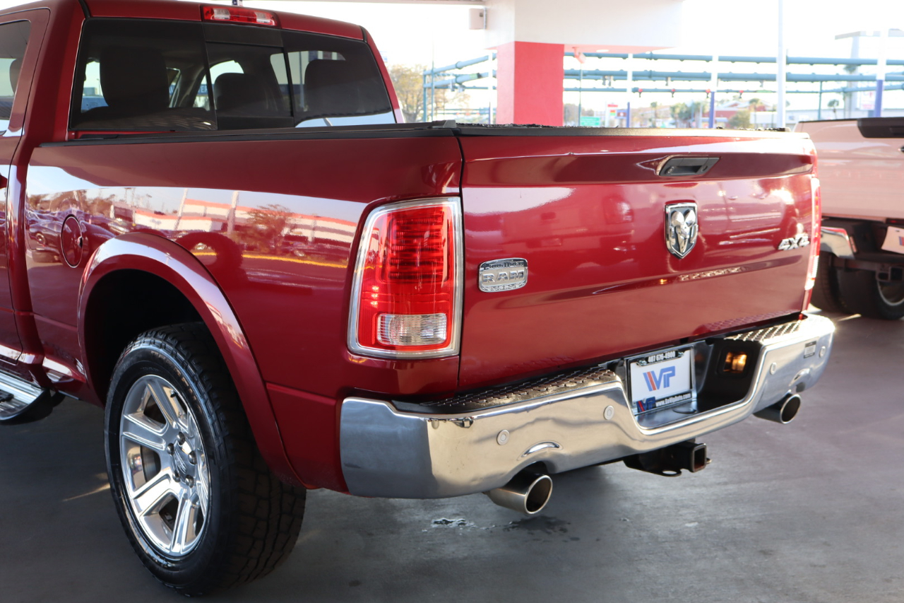 RAM 1500 4WD Crew Cab 149" Laramie Longhorn 2015