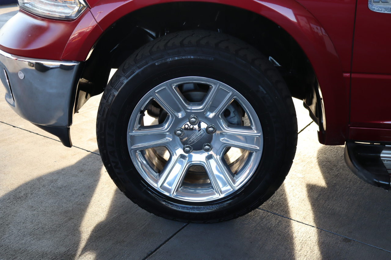 RAM 1500 4WD Crew Cab 149" Laramie Longhorn 2015