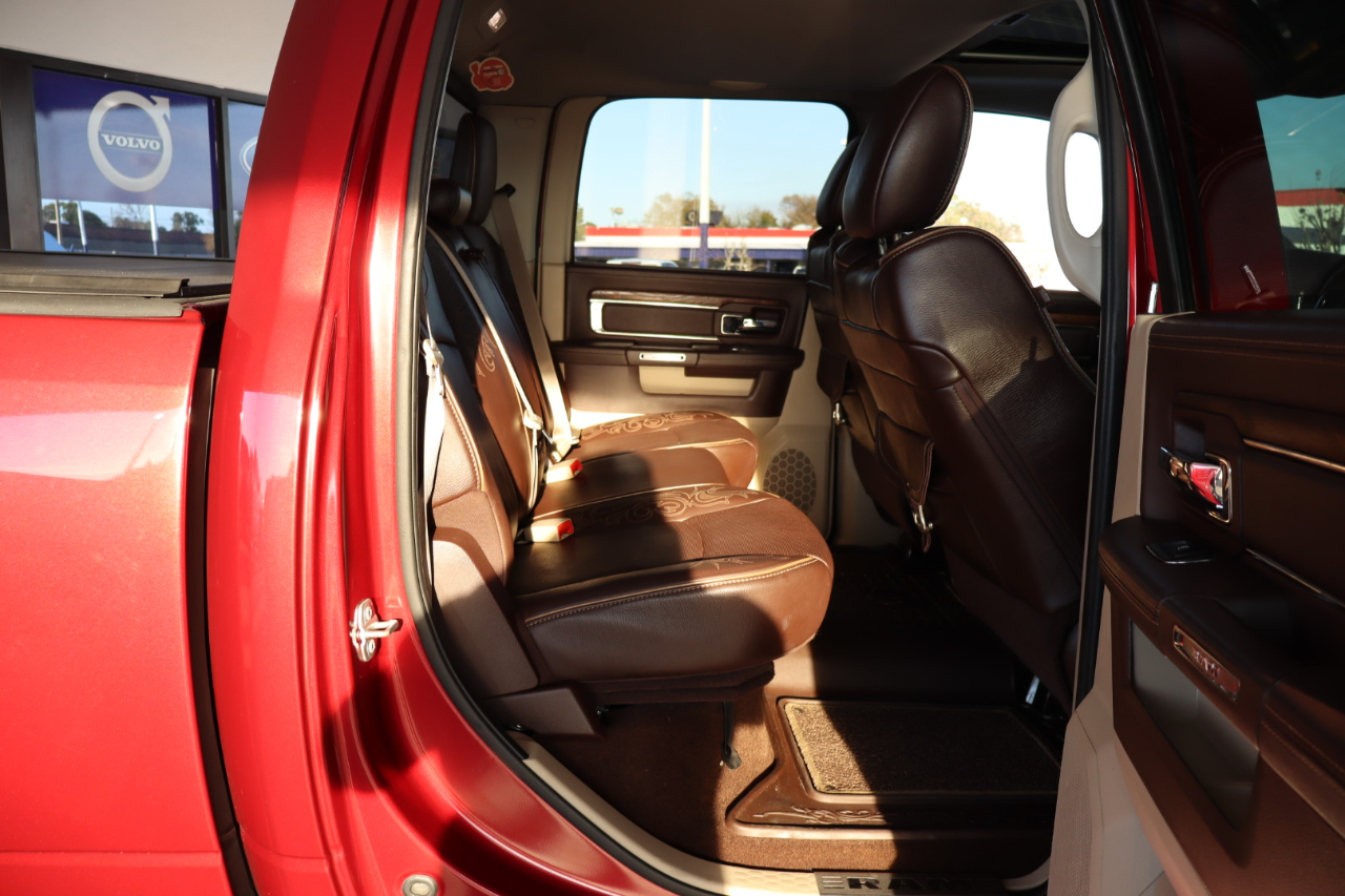 RAM 1500 4WD Crew Cab 149" Laramie Longhorn 2015