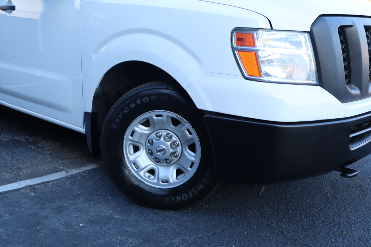 Nissan NV Cargo NV3500 HD High Roof V8 SV 2018