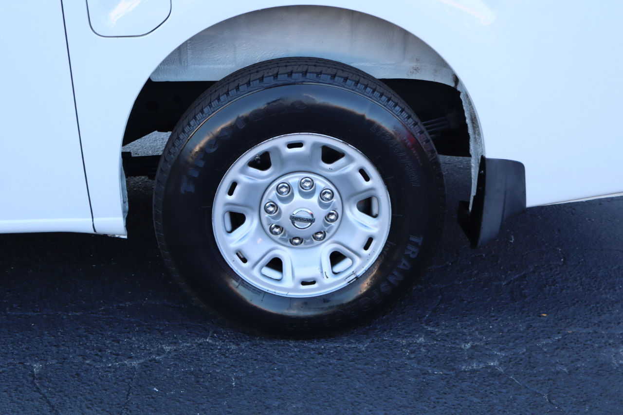 Nissan NV Cargo NV3500 HD High Roof V8 SV 2018