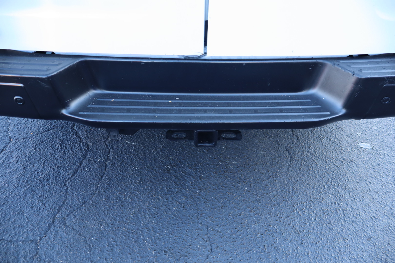 Nissan NV Cargo NV3500 HD High Roof V8 SV 2018