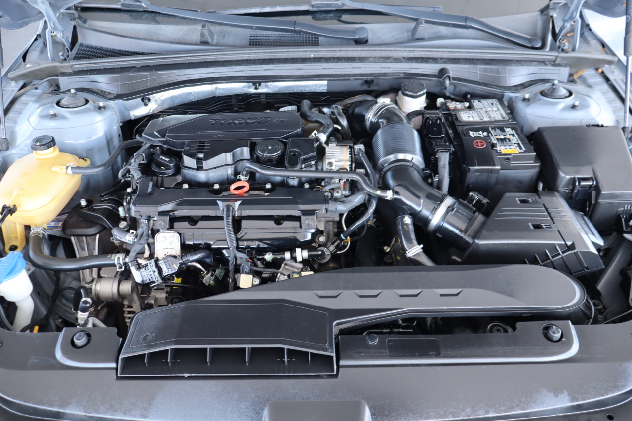 Kia K5 LXS Auto FWD 2021