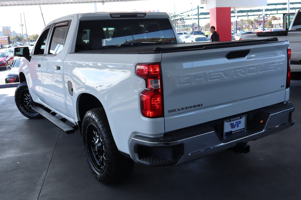 Chevrolet Silverado 1500 2WD Crew Cab 147" LT 2020