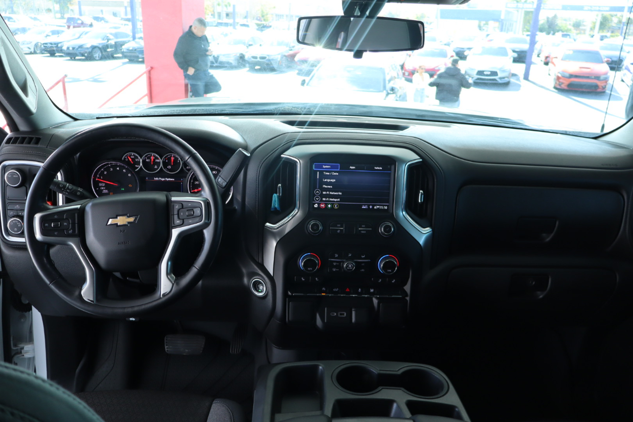 Chevrolet Silverado 1500 2WD Crew Cab 147" LT 2020