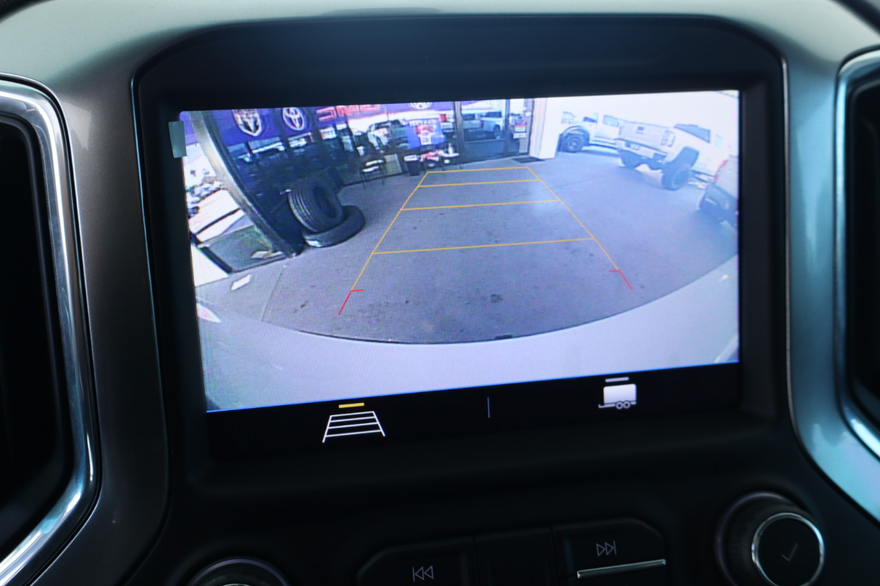 Chevrolet Silverado 1500 2WD Crew Cab 147" LT 2020