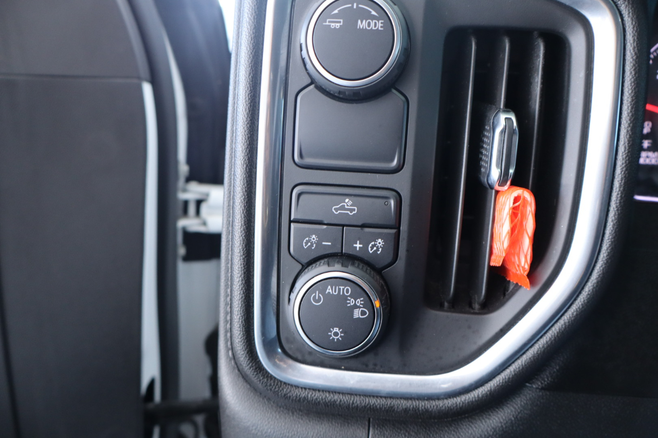 Chevrolet Silverado 1500 2WD Crew Cab 147" LT 2020