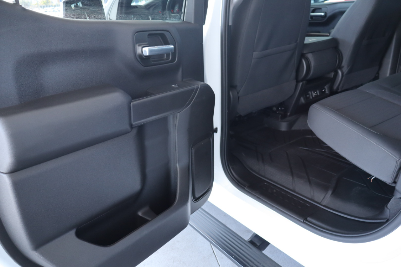 Chevrolet Silverado 1500 2WD Crew Cab 147" LT 2020