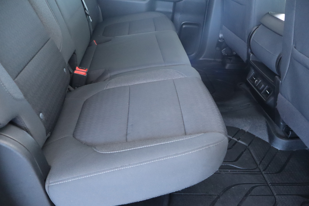 Chevrolet Silverado 1500 2WD Crew Cab 147" LT 2020