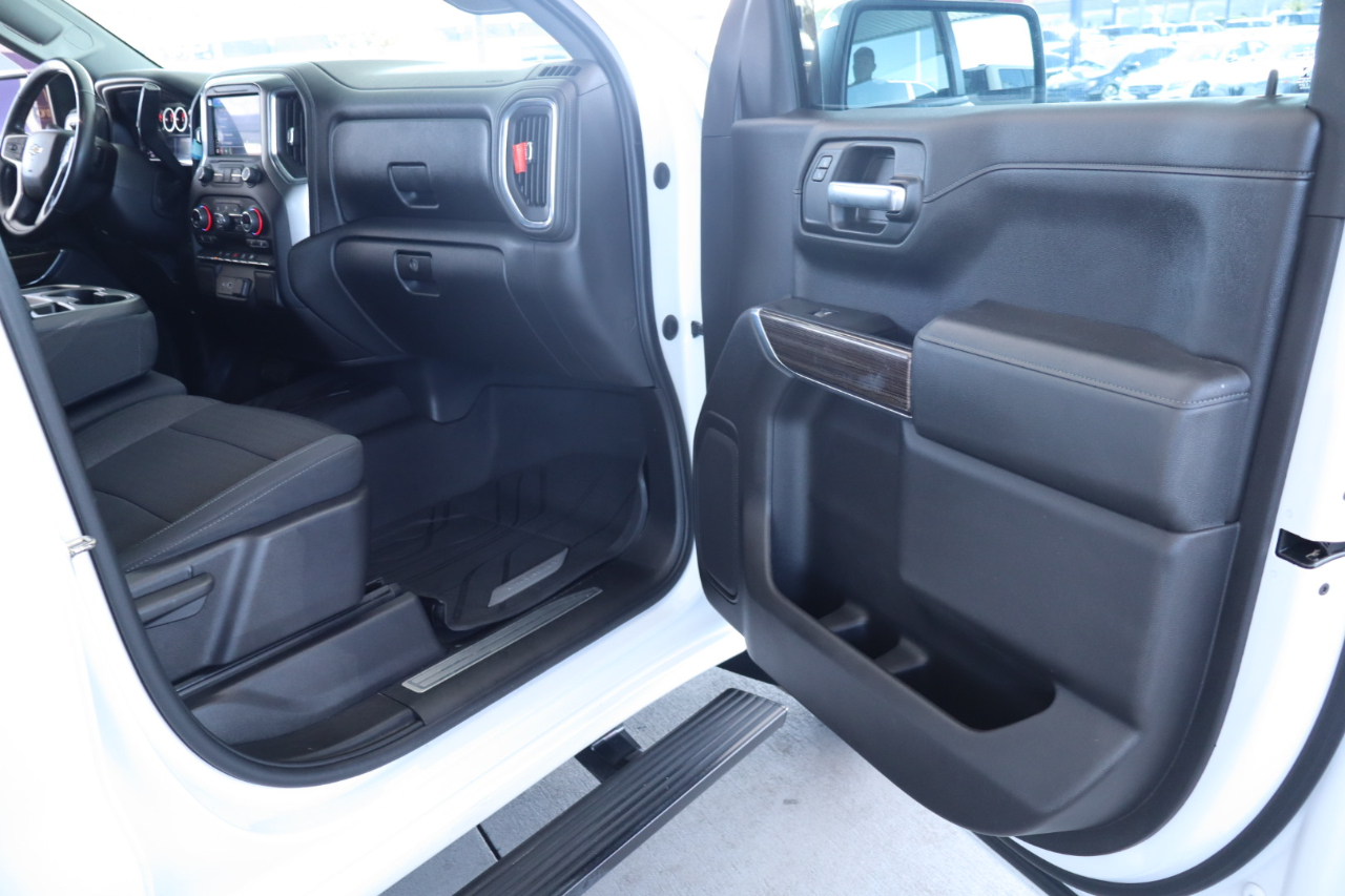 Chevrolet Silverado 1500 2WD Crew Cab 147" LT 2020