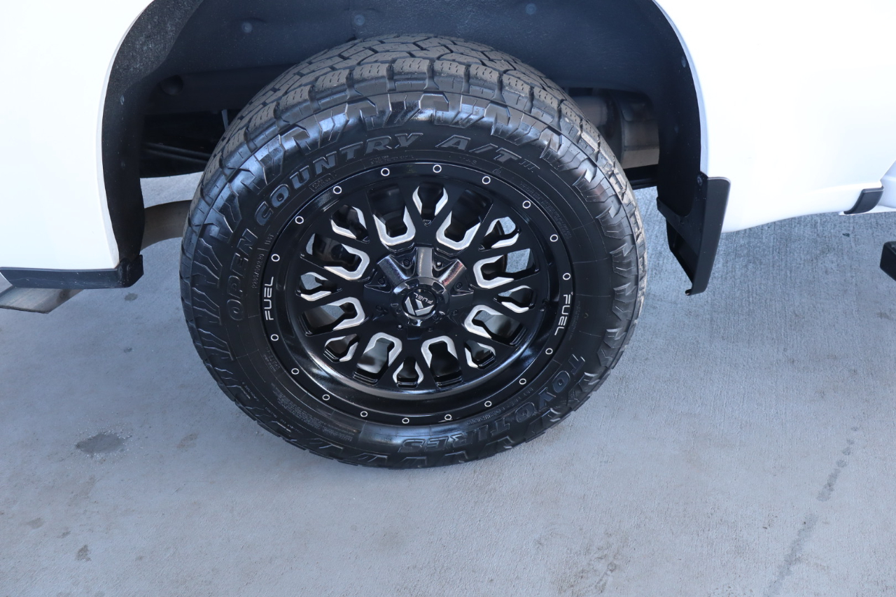 Chevrolet Silverado 1500 2WD Crew Cab 147" LT 2020