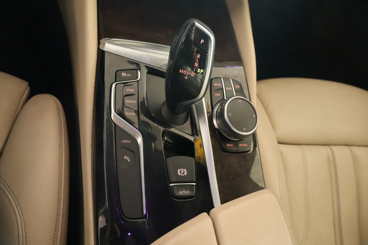 BMW 5 Series 530e xDrive iPerformance Plug-In Hybrid 2018