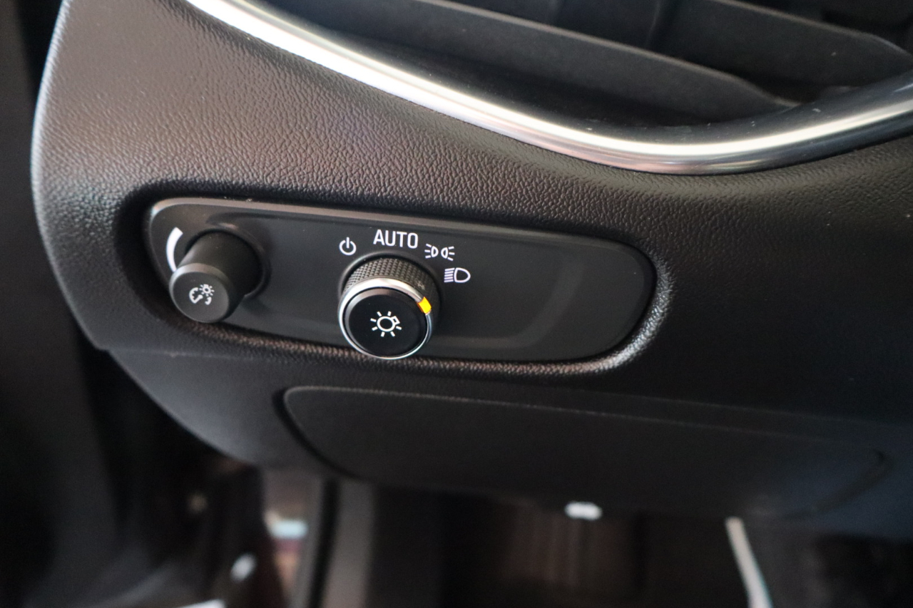 Chevrolet Malibu 4dr Sdn LT 2020