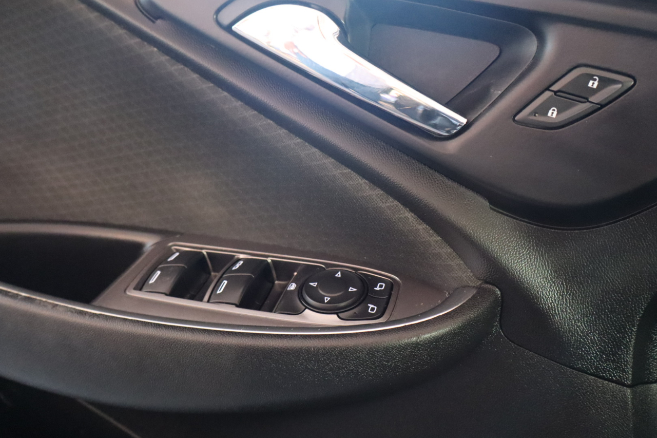 Chevrolet Malibu 4dr Sdn LT 2020