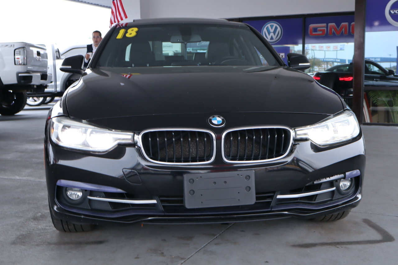 BMW 3 Series 330i xDrive Sedan 2018