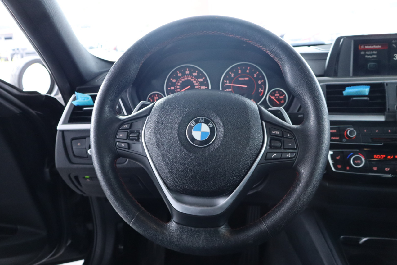 BMW 3 Series 330i xDrive Sedan 2018