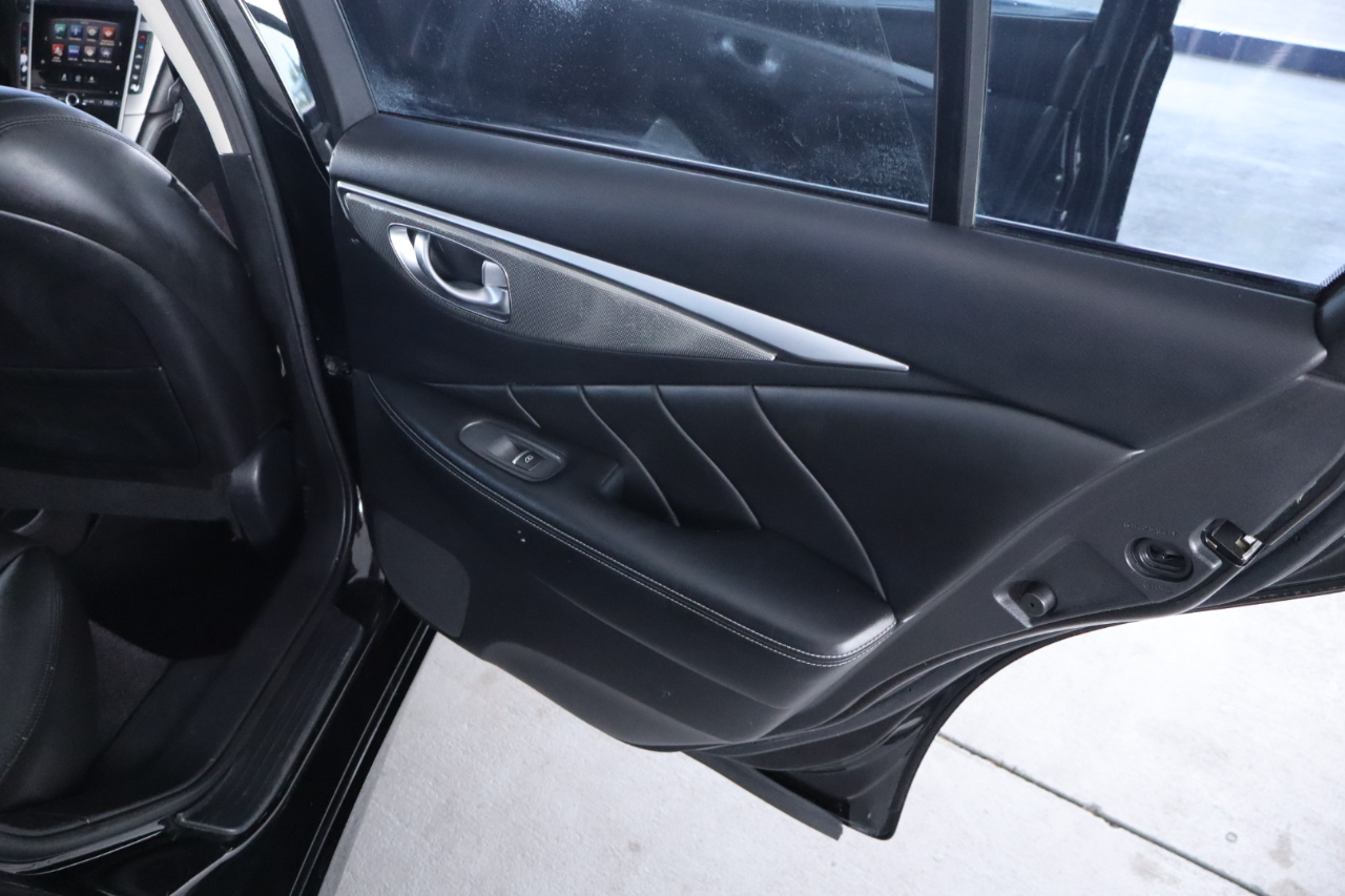 Infiniti Q50 3.0t Premium RWD 2017