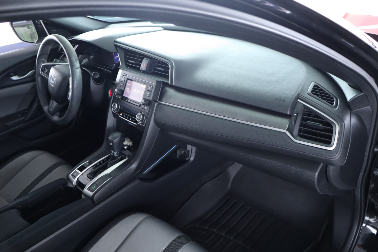 Honda Civic Coupe LX-P CVT 2017