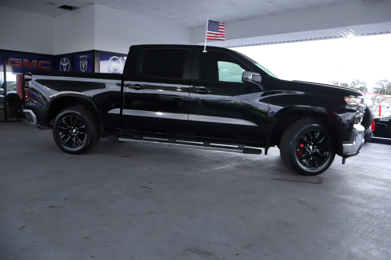 Chevrolet Silverado 1500 2WD Crew Cab 147" LT 2021