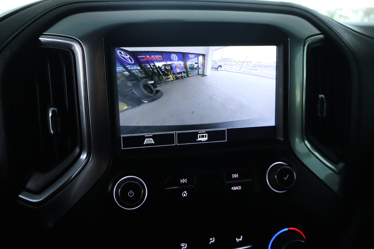 Chevrolet Silverado 1500 2WD Crew Cab 147" LT 2021