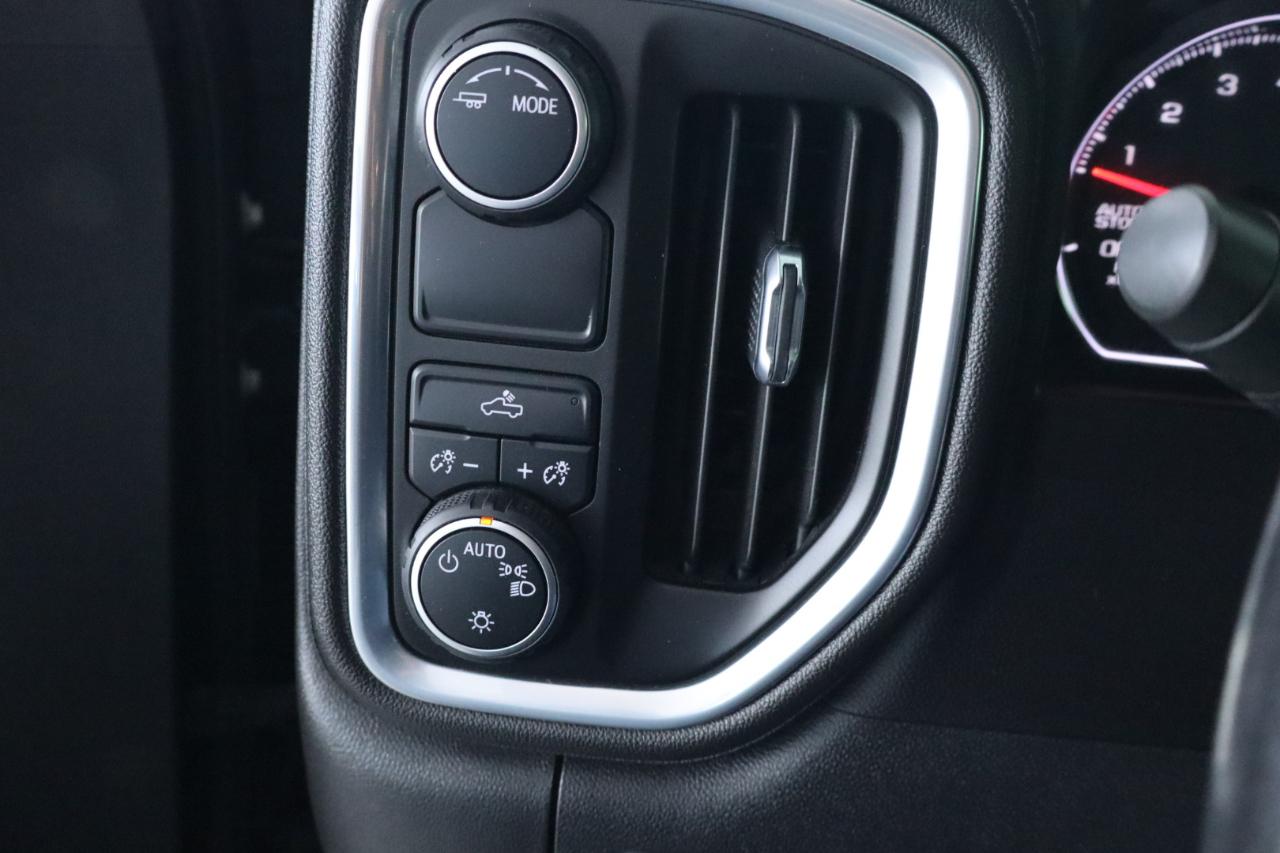 Chevrolet Silverado 1500 2WD Crew Cab 147" LT 2021