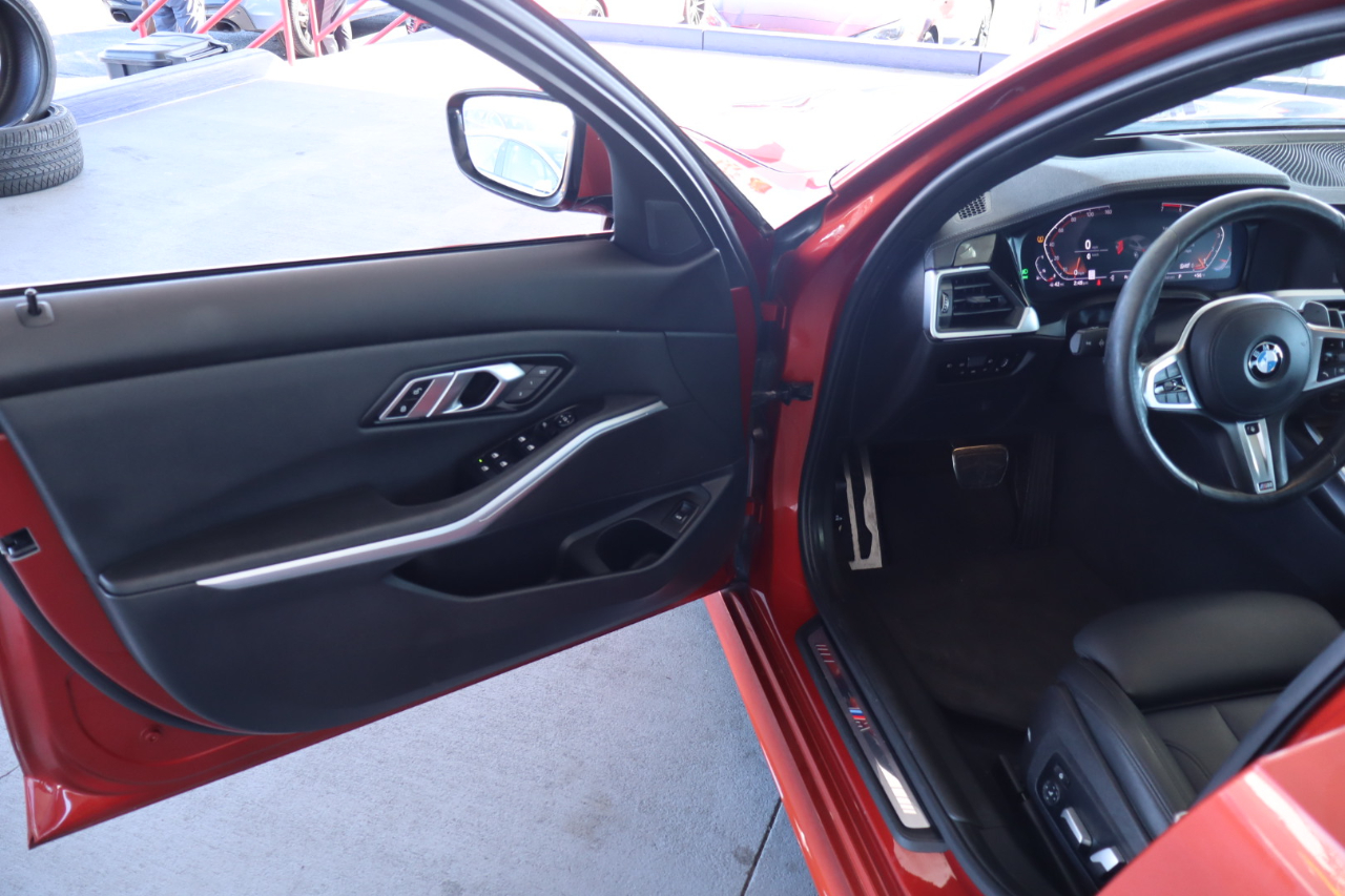 BMW 3 Series 330i xDrive Sedan North America 2020