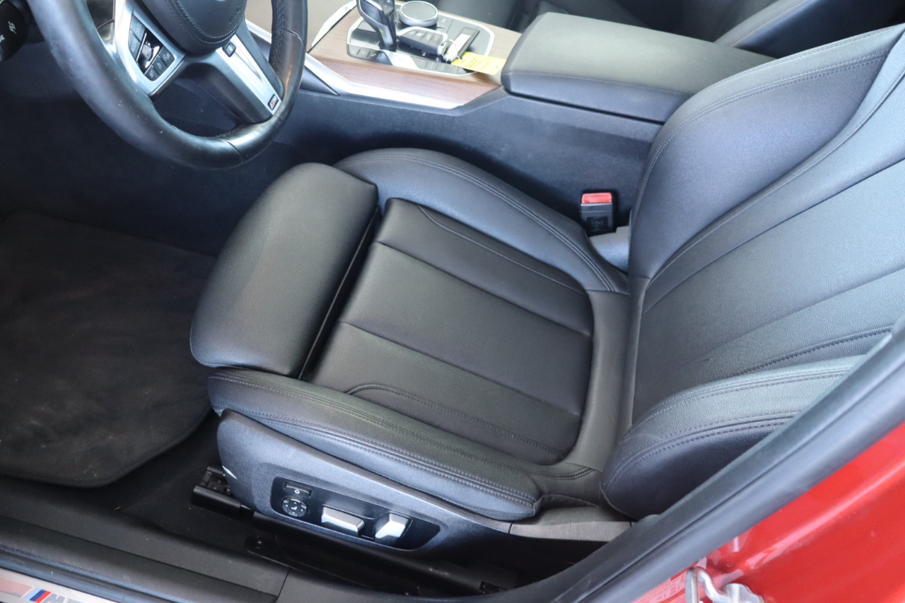 BMW 3 Series 330i xDrive Sedan North America 2020