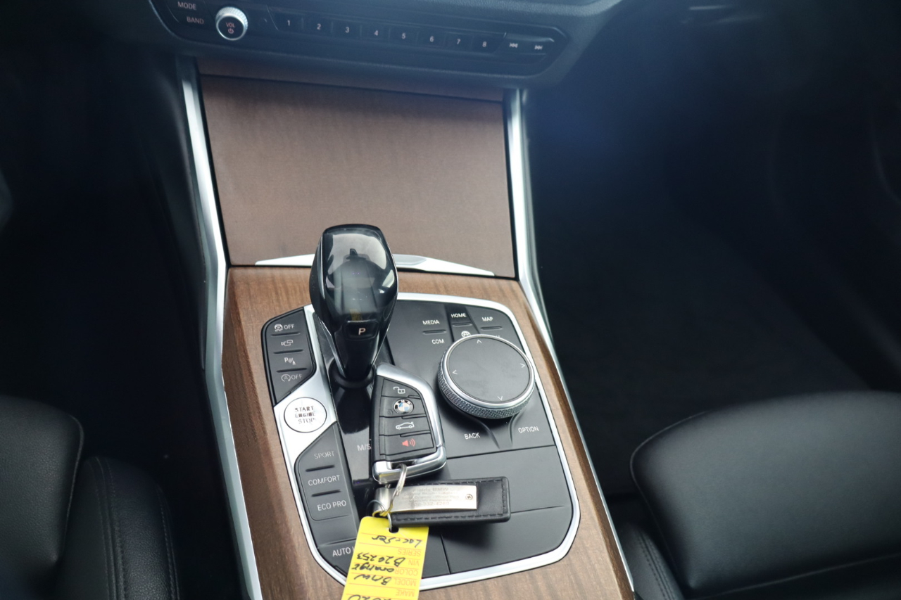 BMW 3 Series 330i xDrive Sedan North America 2020