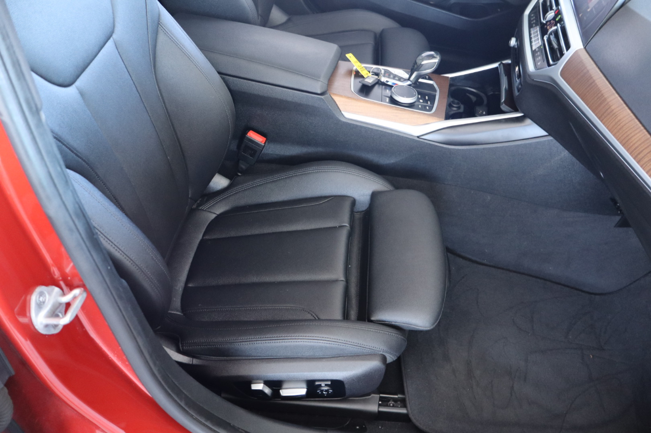 BMW 3 Series 330i xDrive Sedan North America 2020