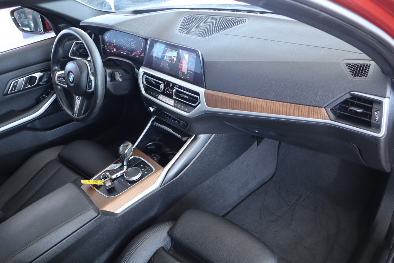 BMW 3 Series 330i xDrive Sedan North America 2020