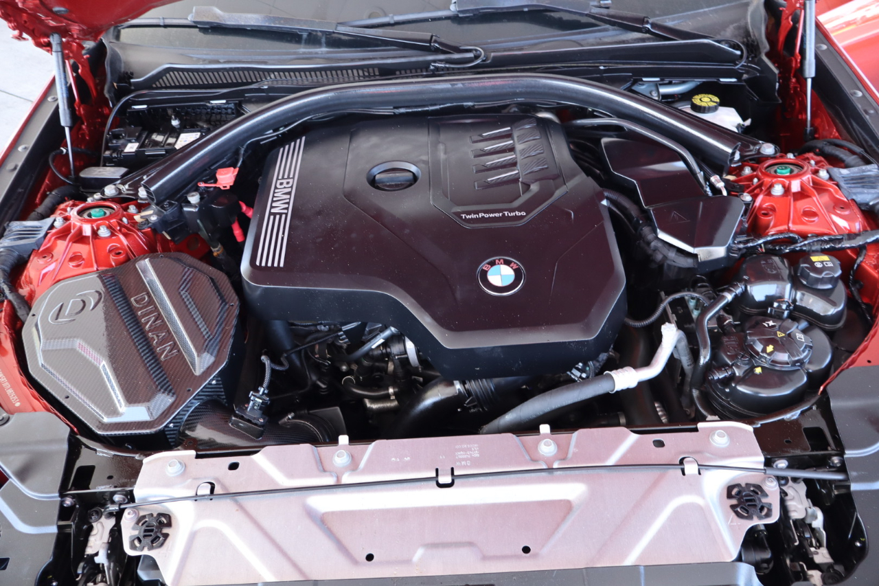 BMW 3 Series 330i xDrive Sedan North America 2020