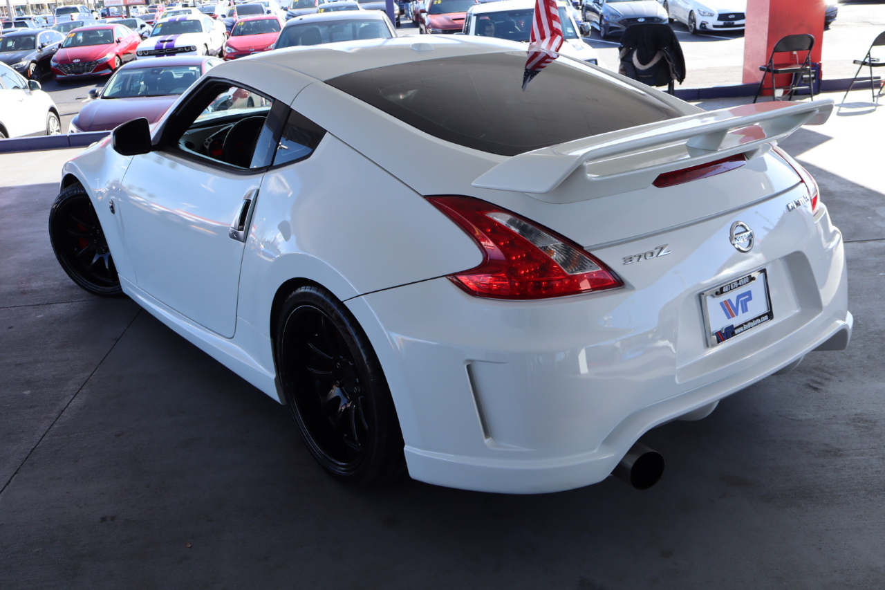 Nissan 370Z 2dr Cpe Manual NISMO 2013