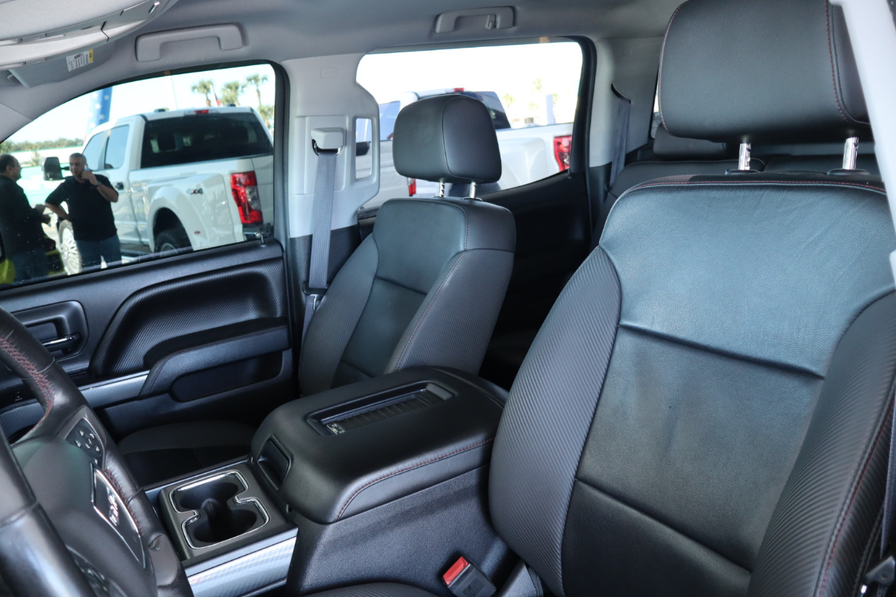 GMC Sierra 1500 4WD Crew Cab 143.5" SLT 2016