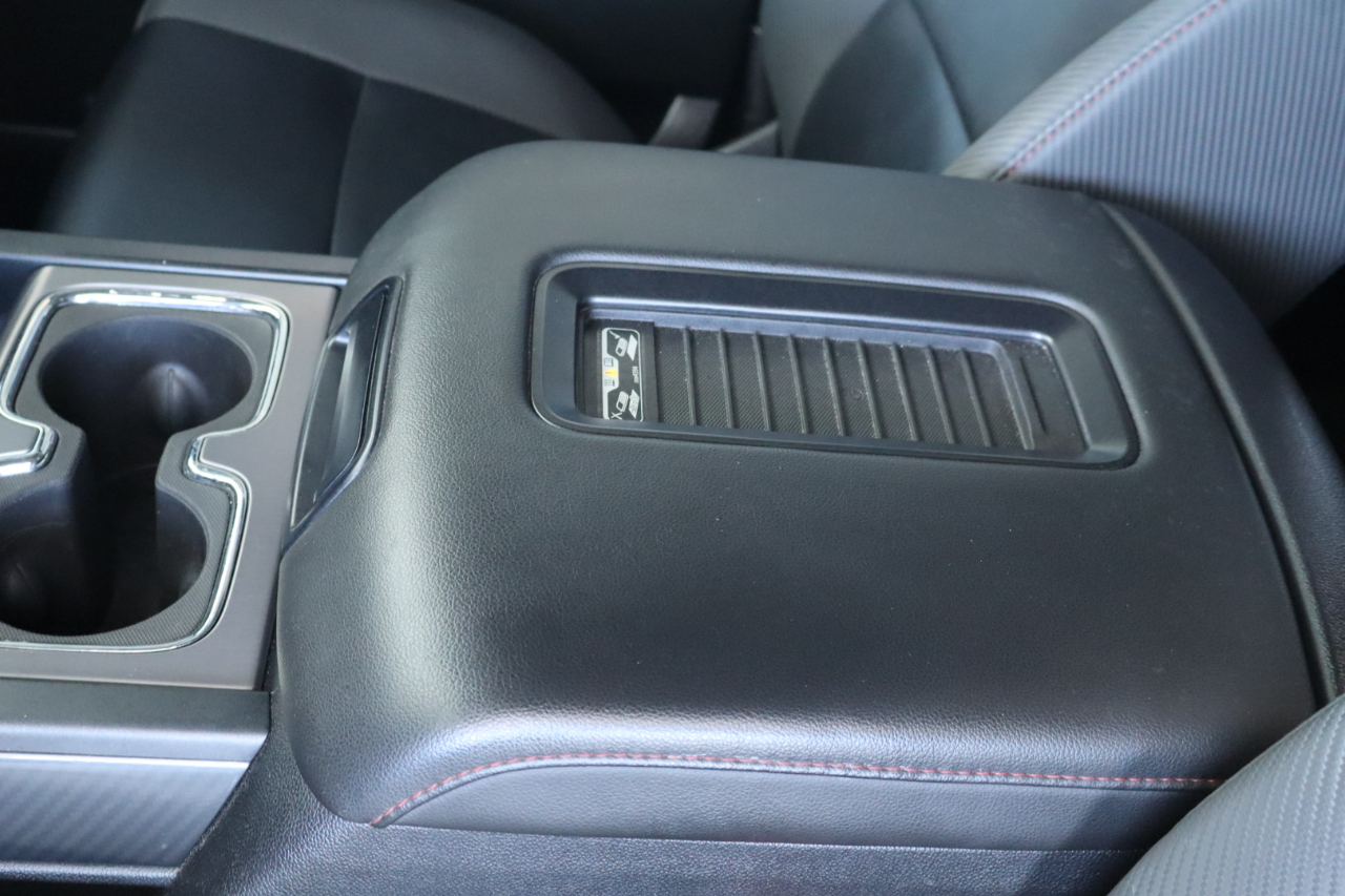 GMC Sierra 1500 4WD Crew Cab 143.5" SLT 2016