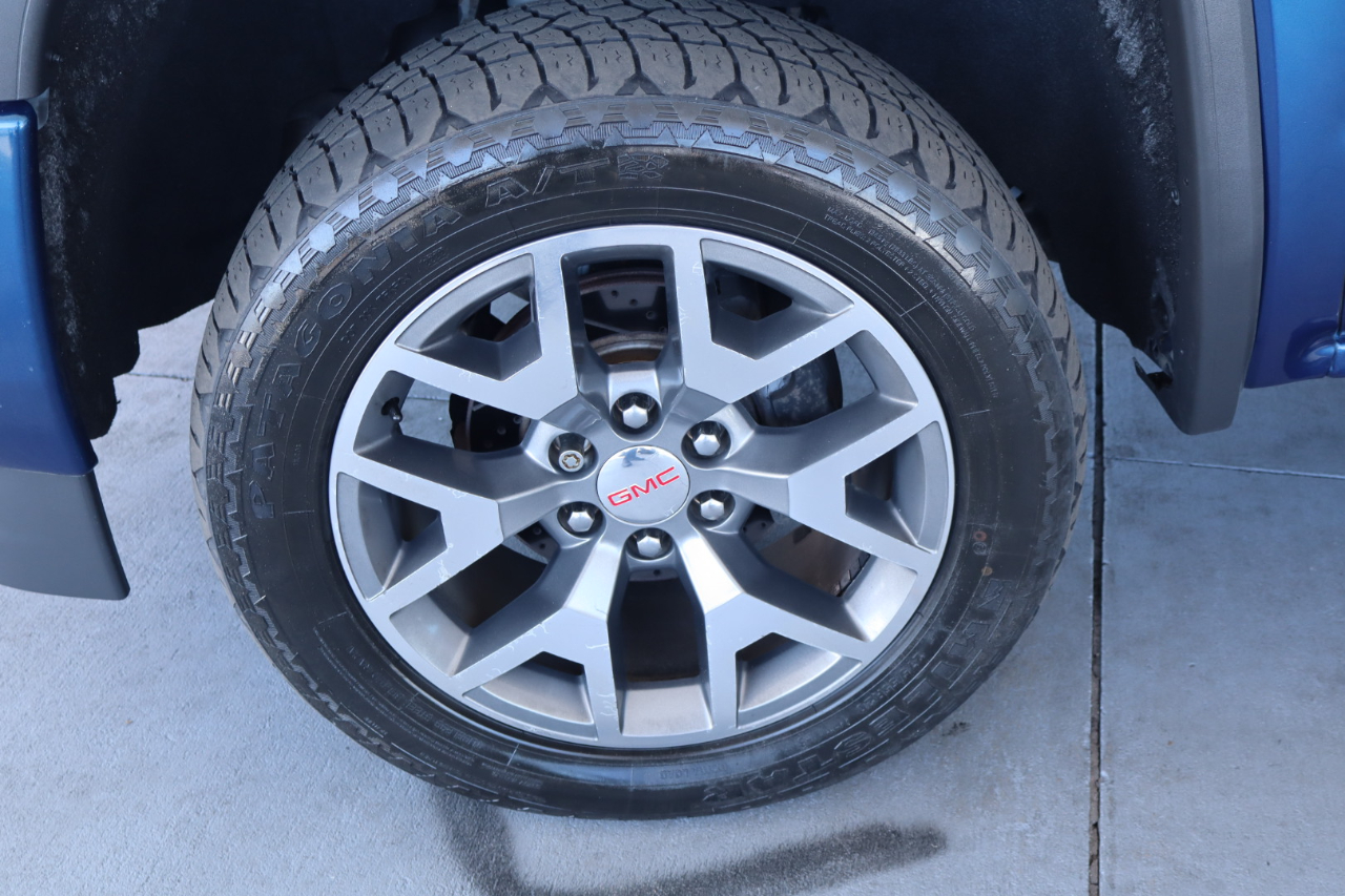 GMC Sierra 1500 4WD Crew Cab 143.5" SLT 2016