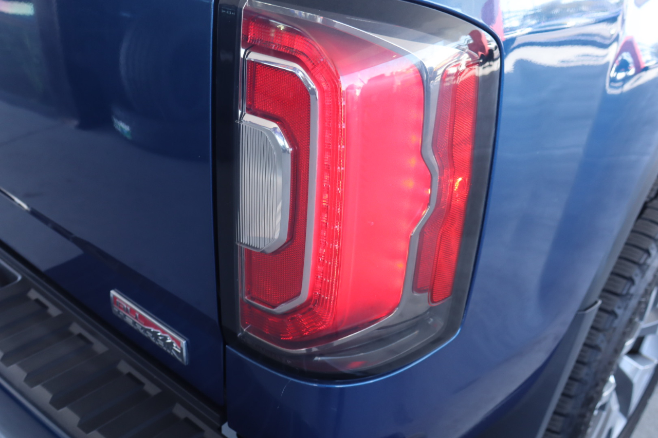 GMC Sierra 1500 4WD Crew Cab 143.5" SLT 2016